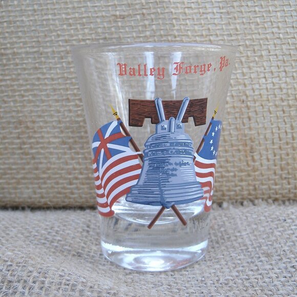 Vintage Valley Forge PA Liberty Bell & Flags Shot Glass - Picture 8 of 13